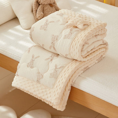 couverture-bebe-beige-grand-lapin