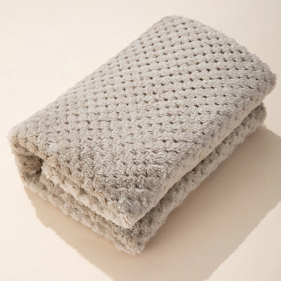 couverture bébé kaki pliée