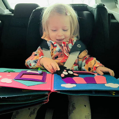 livre éducatif Montessori fille apprend