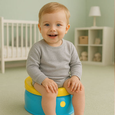 bebe sur pot toilette bleu
